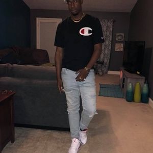 Meet your Posher, Justin